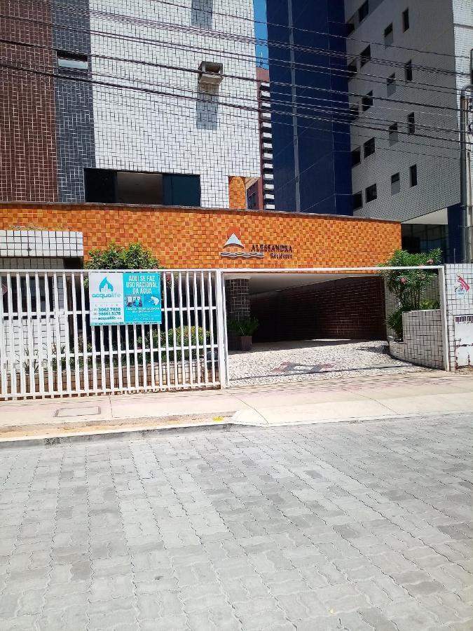 Apto. 100m Da Feirinha Da Beira Mar * Fortaleza (Ceara)